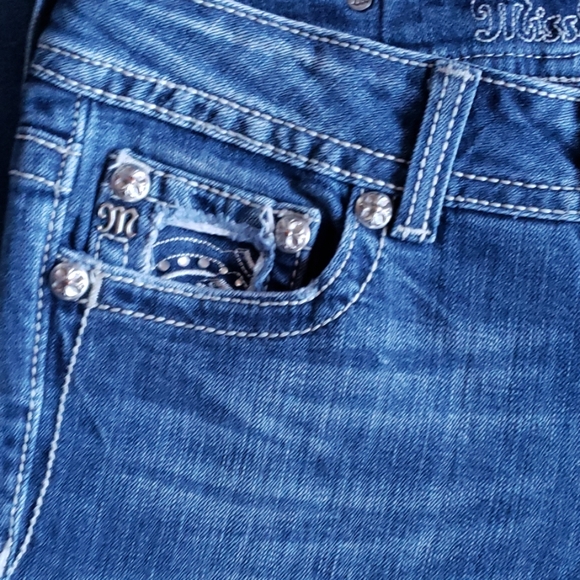Miss Me Jean's.  Size 30. - Picture 3 of 7